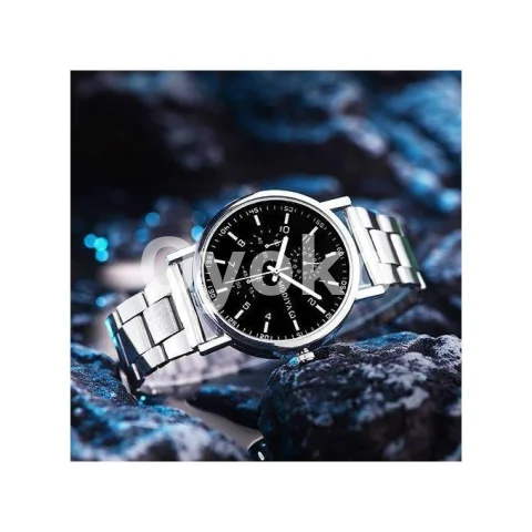 Men Casual Quartz Watch With Stainless Steel Strap